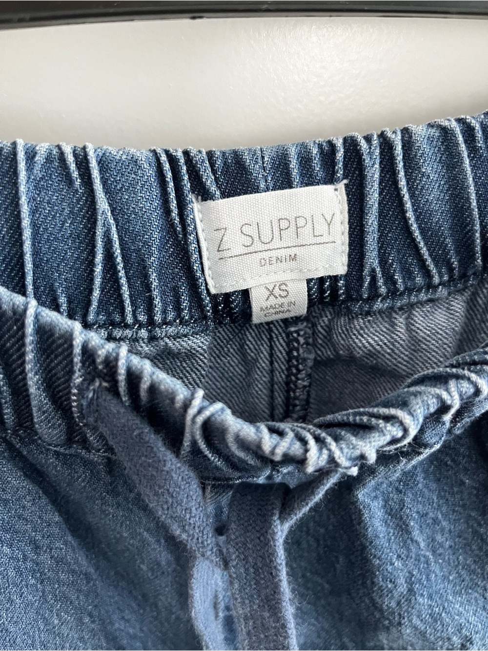 Z Supply Wide-Leg Pull-On Pants in indigo - Picture 4 of 5
